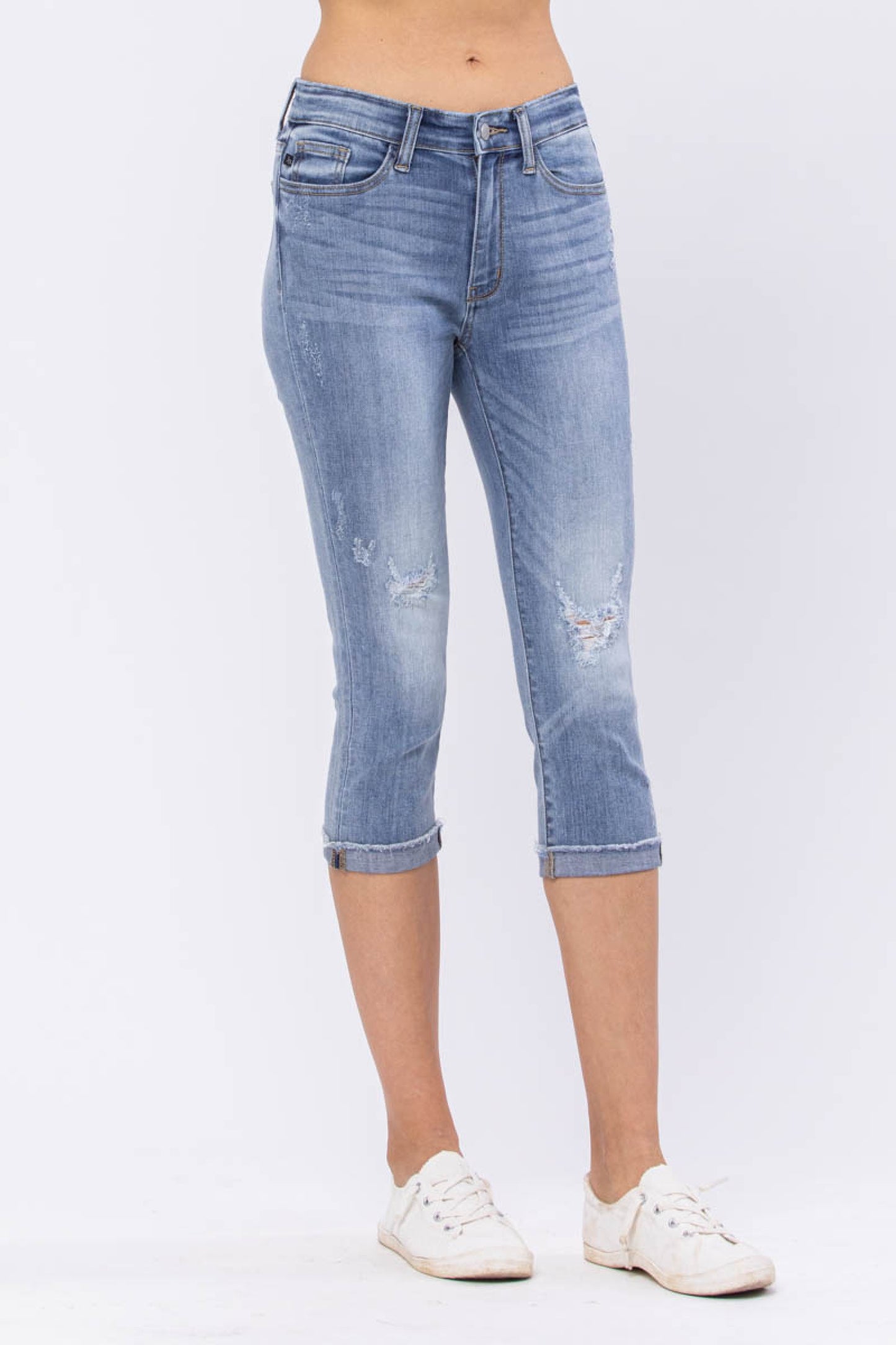 Judy Blue Mid-Rise Destroyed Capri